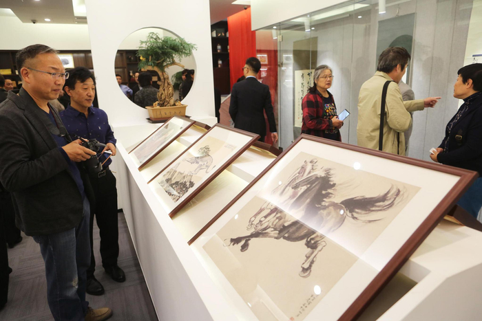 全国首个徐悲鸿艺术空间落户新街口,可零距离欣赏大师真迹_手机新浪网