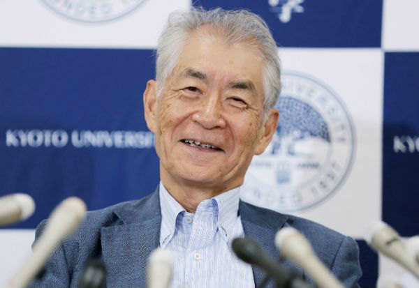 10月1日，2018年诺贝尔生理学或医学奖得主、日本科学家本庶佑在日本京都出席新闻发布会。（法新社）