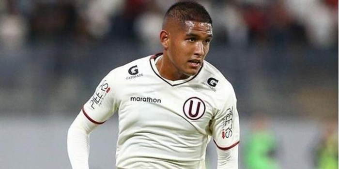 罗伯特-萧出现在申鑫对阵华南虎的替补名单中