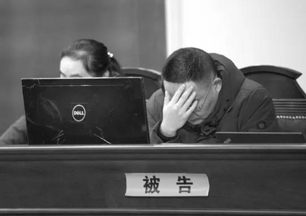 　　2月28日，长沙市中级人民法院知识产权法庭，两场“环球国际小姐”比赛的主办方对簿公堂。记者谢长贵&nbsp;图