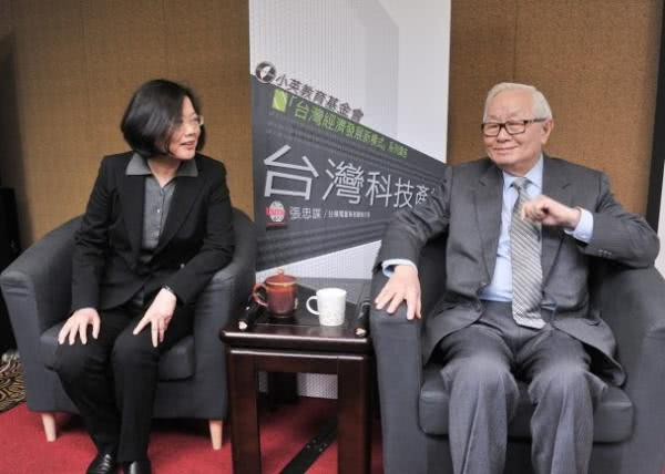 　蔡英文和张忠谋