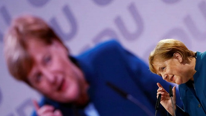 ▲当地时间2018年12月7日，德国汉堡，德国总理默克尔出席基民盟党代会并发表讲话。图/视觉中国