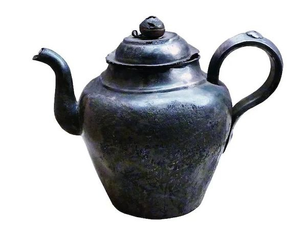 锡杏叶茶壶 北京定陵出土