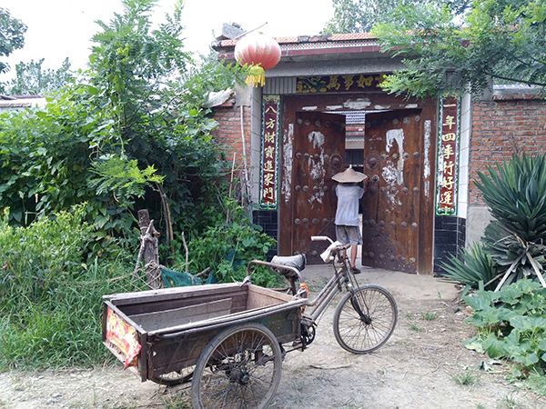 孟超老家的房子，是孟超父亲去世前一手盖的。