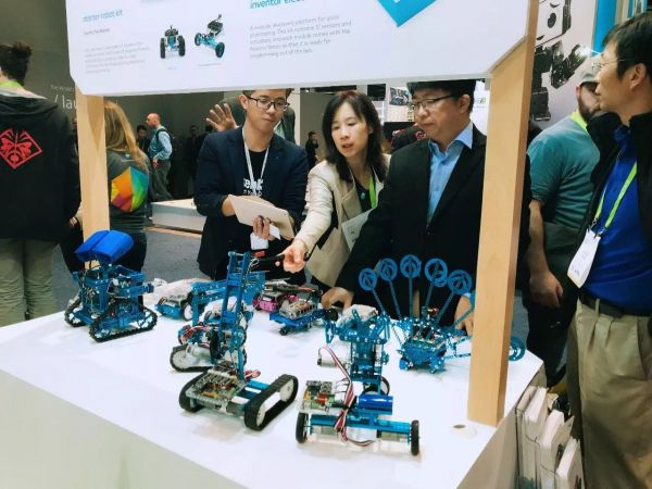 Makeblock参加2017年美国拉斯维加斯消费电子展。（企业供图）