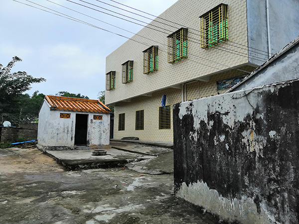 黄家光2015年新修的楼房，至今是村里最漂亮的楼房之一。&nbsp;&nbsp;澎湃新闻记者 明鹊 图