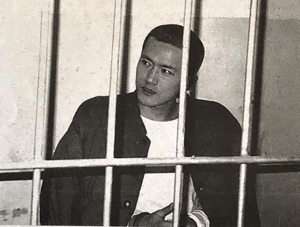  王军在看守所接受审讯