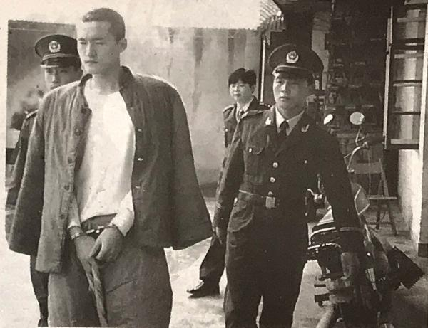  当年走出审讯室的王军，心情有点沮丧