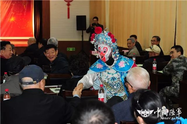 重阳节慰问演出_重阳节老干部慰问信_老革命家精神传承