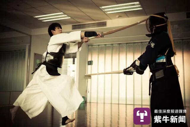 张浩宇在练习剑道