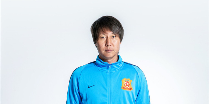 图集:2019武汉卓尔官方定妆照