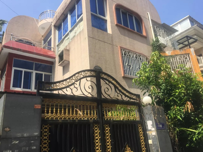 ▲8月22日，王国华以前家里的别墅。新京报记者赵蕾&nbsp;摄