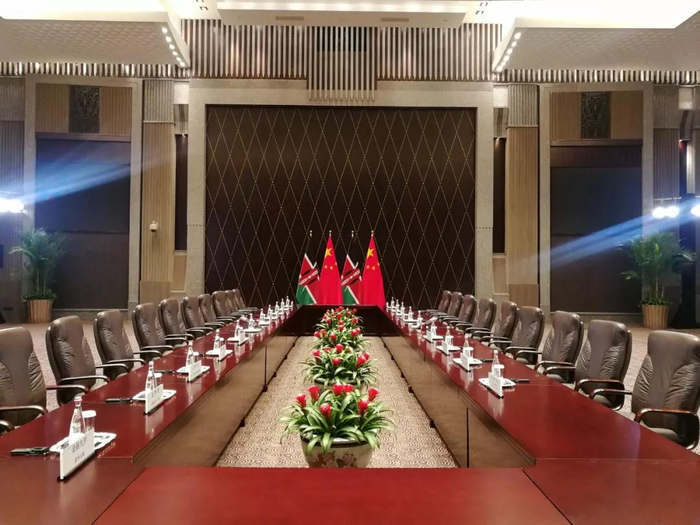  △这是习主席会见肯雅塔之前的会场（央视记者杨立峰拍摄）