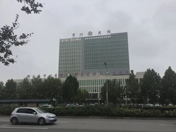河北邢台县中心医院，曾有多具被盗女尸在该院太平间停留。新京报记者魏芙蓉 摄