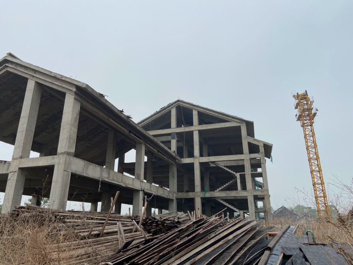 ▲沙河城镇中学改扩建项目工地。新京报记者 魏芙蓉 摄