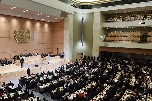 在瑞士日内瓦万国宫，与会代表出席第71届世界卫生大会