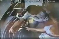 酒后抢夺公交车方向盘 海南一男子获刑3年
