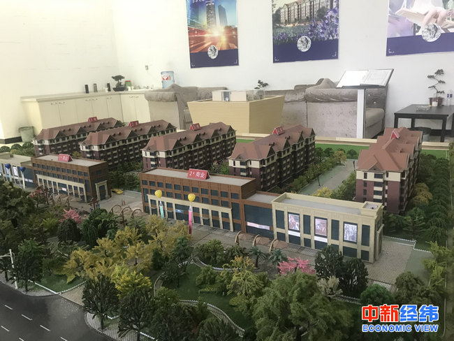 天津武清区一处售楼部沙盘。中新经纬 薛宇飞 摄