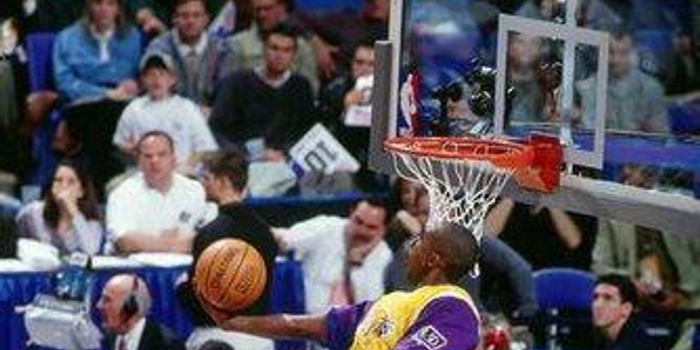 NBA十大扣篮王排名,科比仅第十