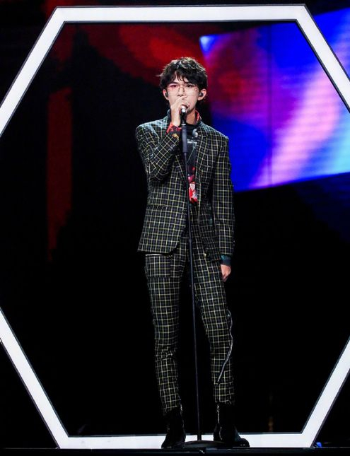 天猫代言人 易烊千玺