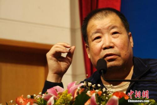  资料图：二月河。中新社发 李溪 摄