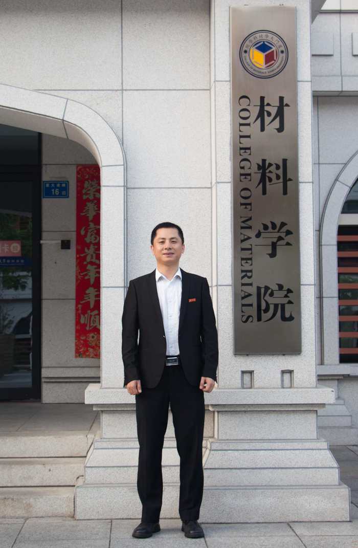 每一滴汗水背后都凝结着止于至善的科学追求