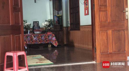 早在10月26日，家人已为Nhung搭起了灵堂