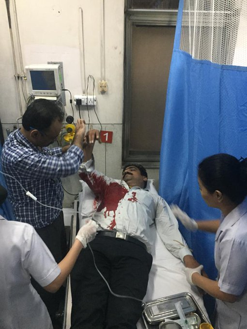 一名律师被击伤 图自：社交媒体