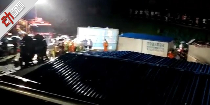 现场:安徽六安一建筑工地活动板房坍塌6死2重