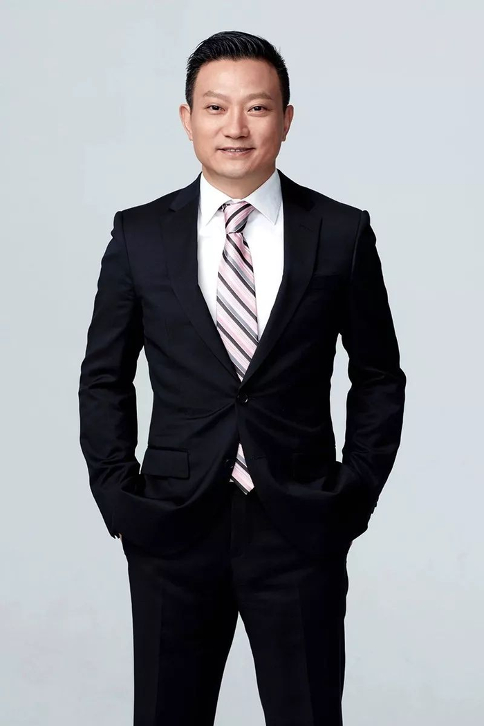 爱康国宾董事长兼首席执行官 张黎刚