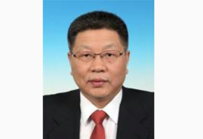 图为亓延军