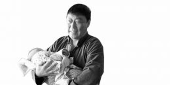 倪大红大眼袋也有春天