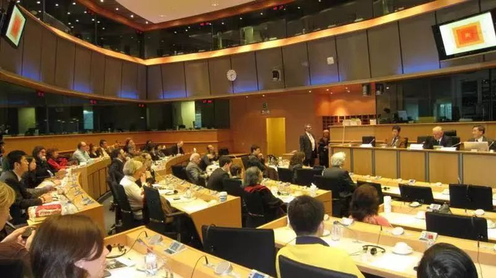 2010年2月于欧盟总部葛剑雄作关于中国历史和疆域的报告