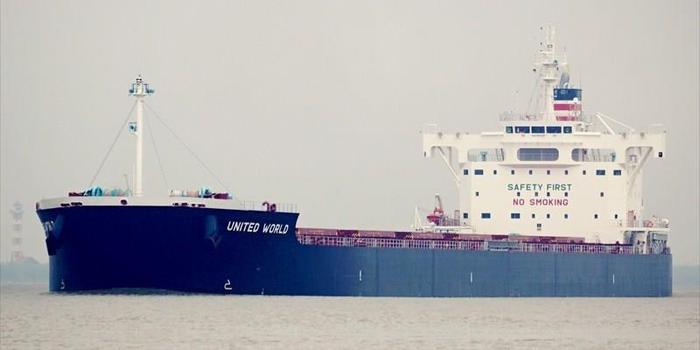 飞马峰号美国大豆船终于进港卸货 买家中储粮