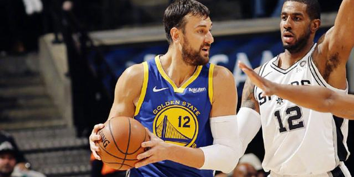 杜兰特库里三分球打铁16次,全因马刺有绝招?勇