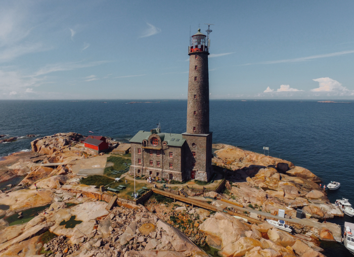 教堂及钟楼。图片来源：芬兰旅游局