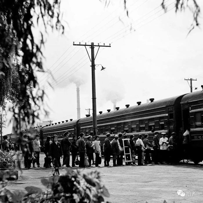 ▲1978年，三棵树站。