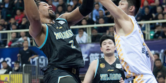 CBA季后赛半决赛新疆队不给后悔留时间