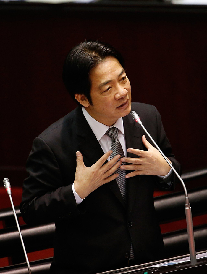 当时在“立法院”妄言在台湾找不到“九二共识”这把钥匙的赖清德，如今面对“九合一”民进党惨败也只能改口 图片来自台媒