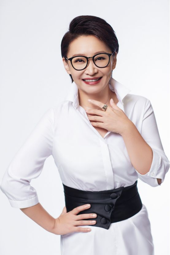 专访刘天池：如何避免新人演员从“被消费”走向“被浪费”|教学|天鹅|老师|学生|学员_新浪新闻