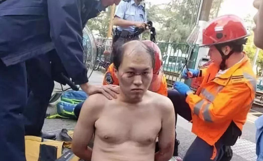  歹徒被捕现场（港媒）