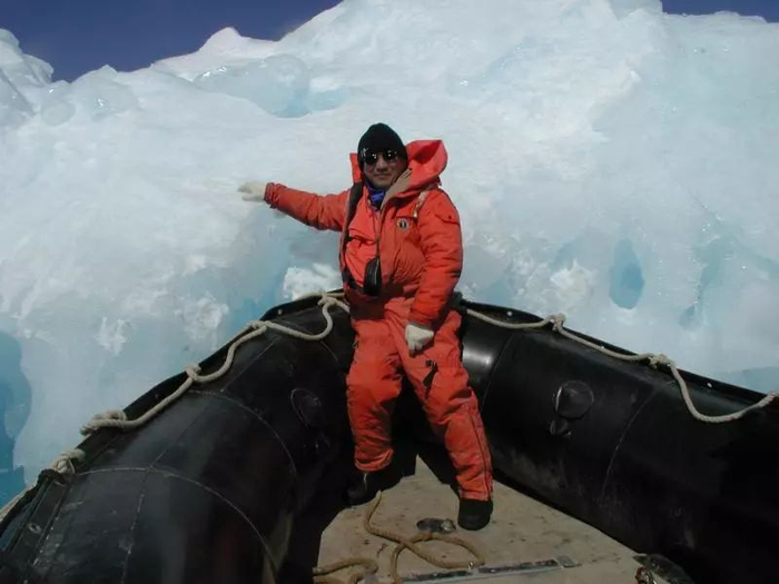 2001年1月参加第17次南极考察队