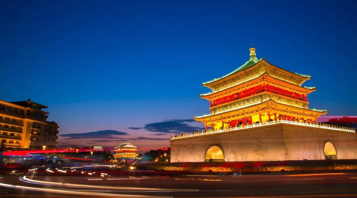  钟楼（图片来源：摄图网）