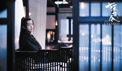  像《陈情令》这种有爱豆参与的剧集或综艺，粉丝们会选“只看TA”观看。