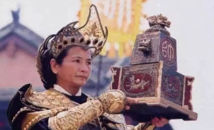 《亮剑》中伪军叫日本兵“太君”竟是错的!“太君”叫法从何而来?|军情晚报