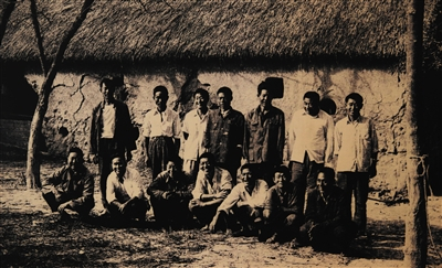 小岗村部分“大包干”带头人旧照。 新京报记者 尹亚飞 翻拍自小岗村大包干纪念馆