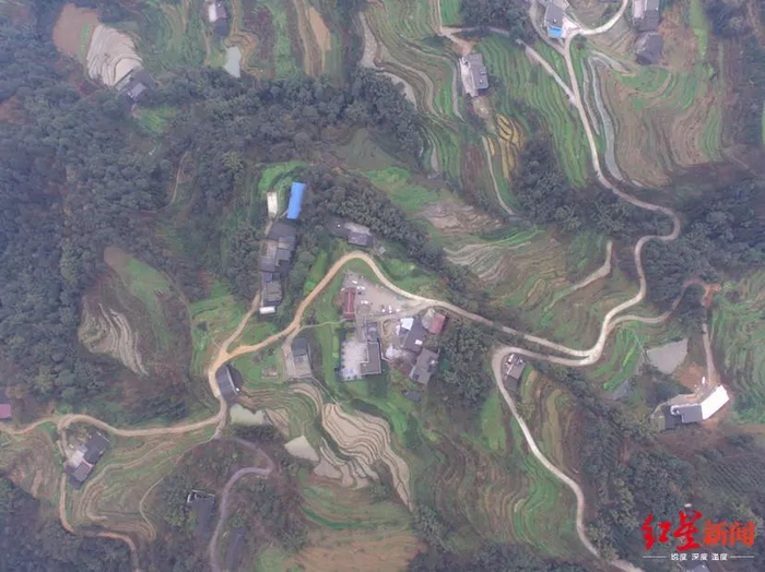  △斯栗村罗敏摄