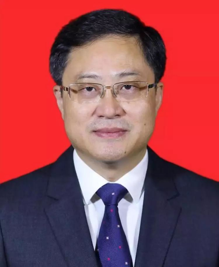 周旭东周旭东同志简历周旭东,男,1964年12月出生,江苏苏州人,1989年7