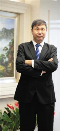 王清涛，中融新大集团董事长。从煤炭经销掘到人生第一桶金，到成为焦化大王，如今他正在将关注重点从金融转到实体产业。受访者供图