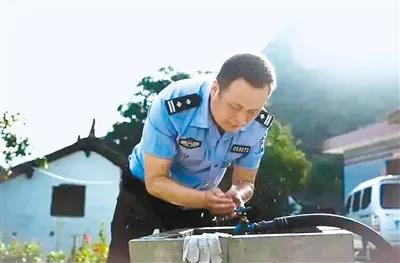  王辉生前工作照